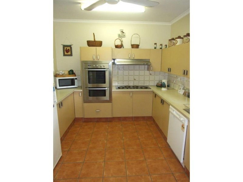 3 William Street, Crows Nest QLD 4355