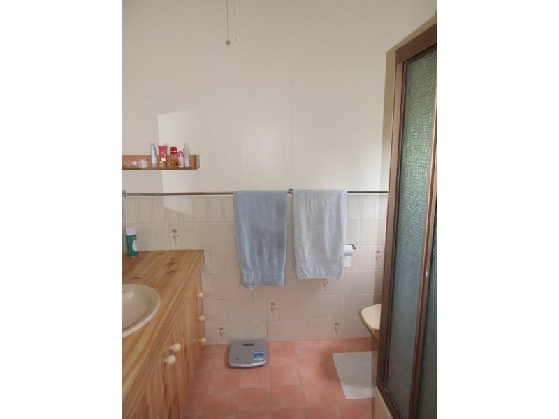 3 William Street, Crows Nest QLD 4355