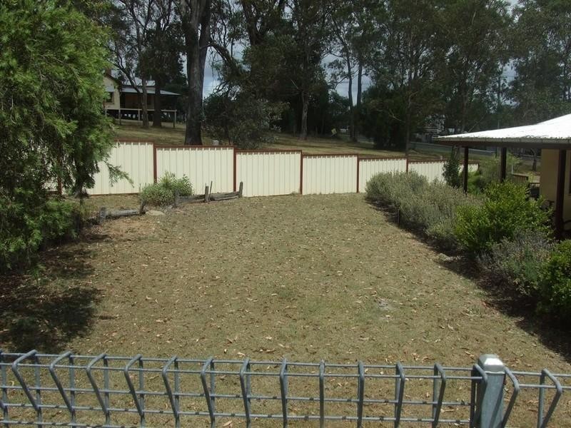 3 William Street, Crows Nest QLD 4355