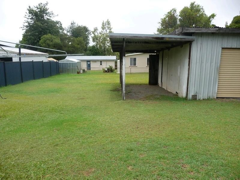 9 Lalor Street, Crows Nest QLD 4355