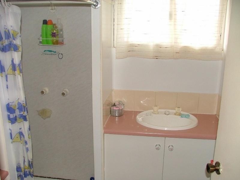 6 Peters Street, Goombungee QLD 4354