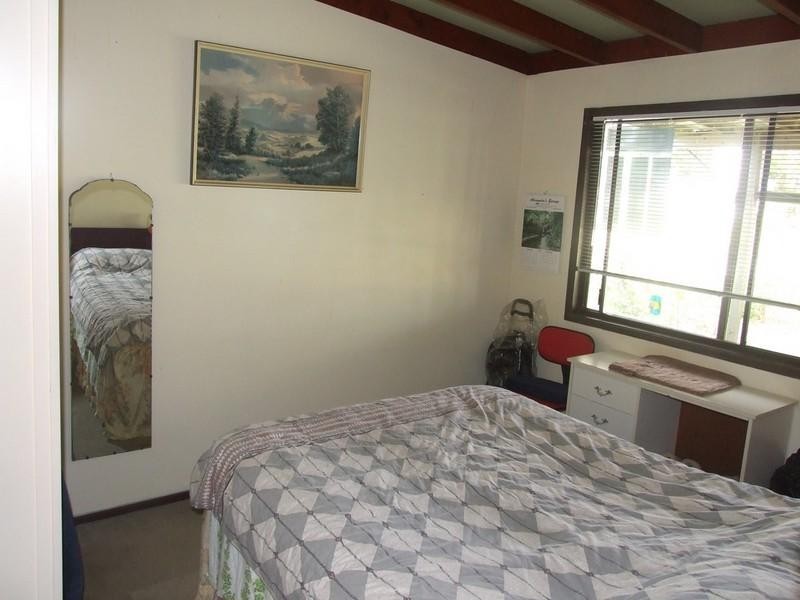 98 King Road, Blackbutt QLD 4306