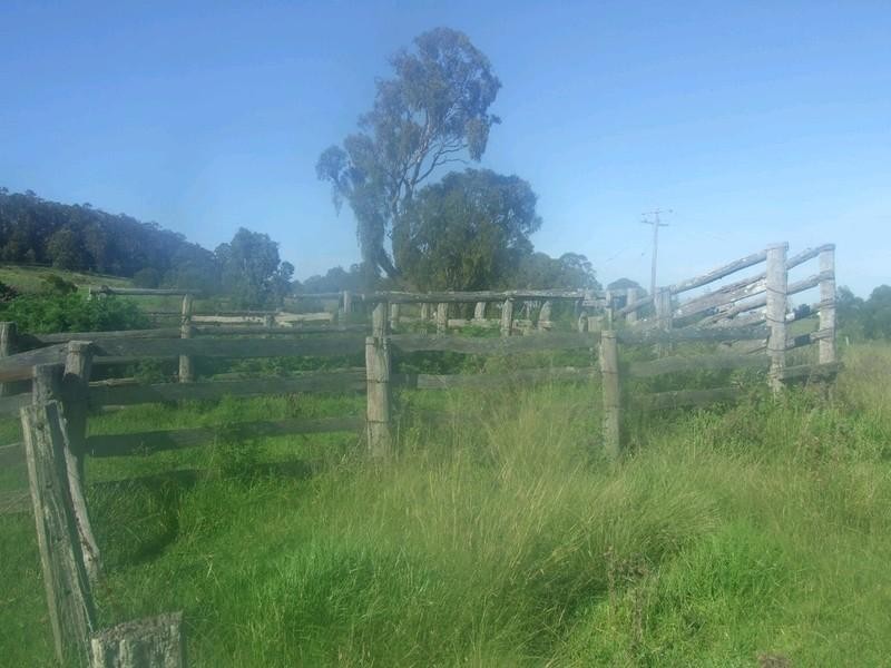 L197 Merritts Creek Road, Hampton QLD 4352