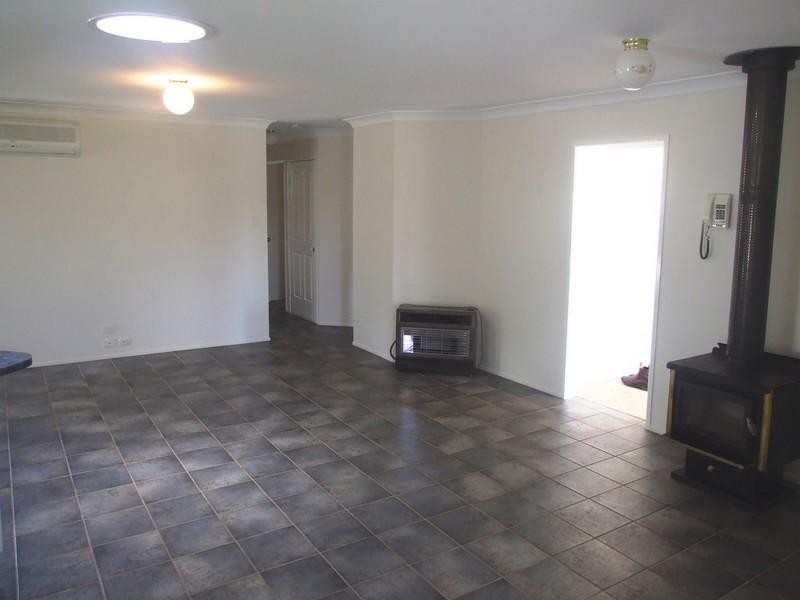 53 Albert Street, Crows Nest QLD 4355