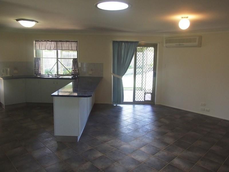 53 Albert Street, Crows Nest QLD 4355