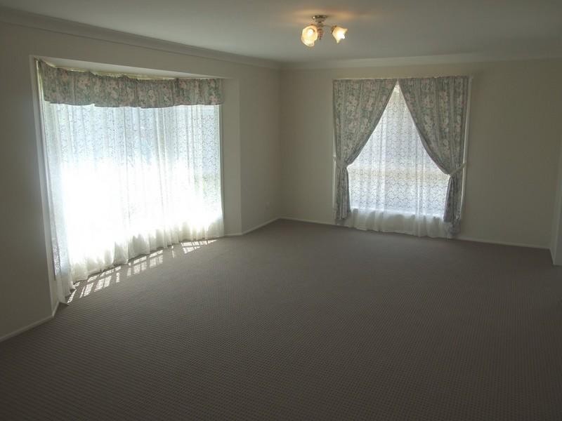 53 Albert Street, Crows Nest QLD 4355