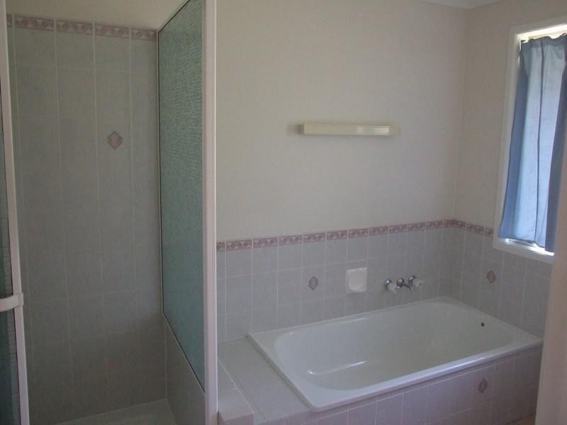 53 Albert Street, Crows Nest QLD 4355