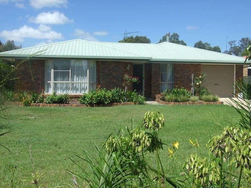 53 Albert Street, Crows Nest QLD 4355