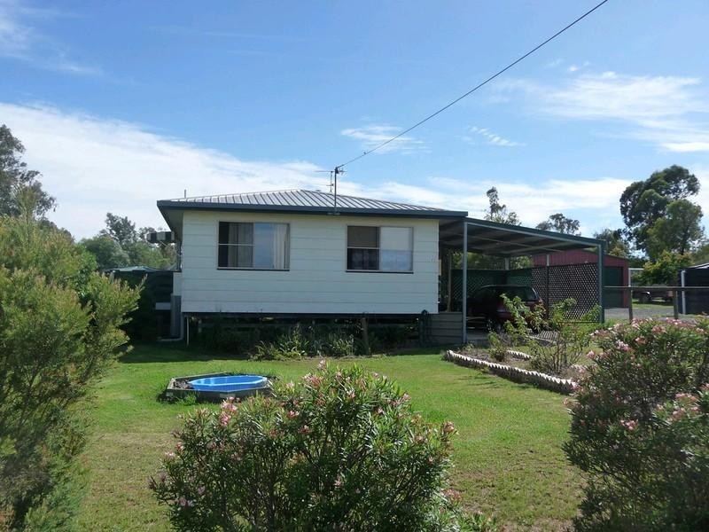 11 Victoria Street, Goombungee QLD 4354