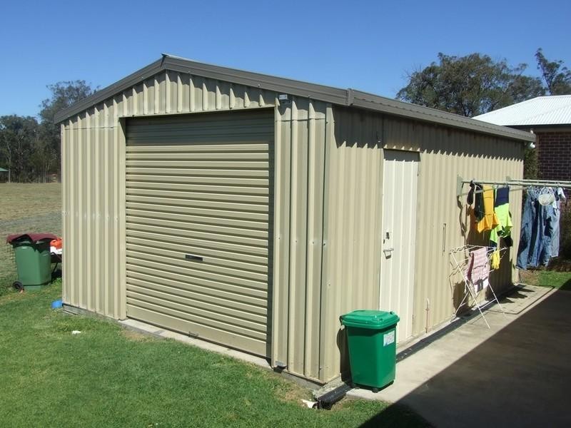 3 Olsen Drive, Crows Nest QLD 4355