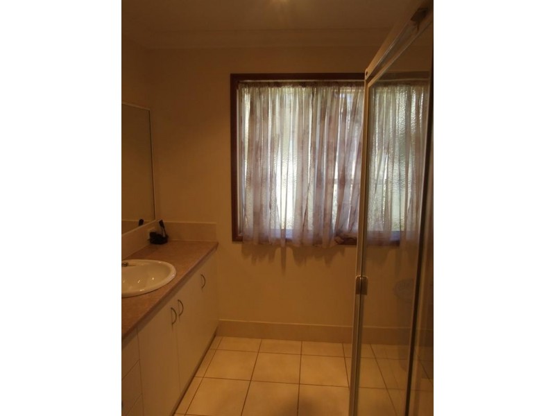 3 Olsen Drive, Crows Nest QLD 4355