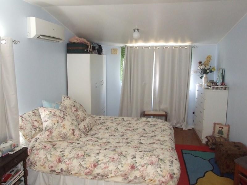 18 John Street, Crows Nest QLD 4355