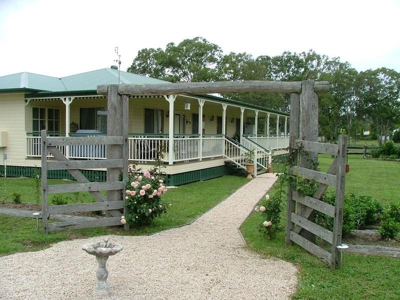 7313 NewEngland Highway, Crows Nest QLD 4355