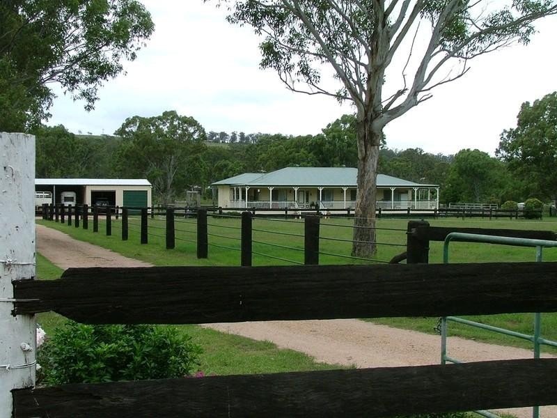 7313 NewEngland Highway, Crows Nest QLD 4355