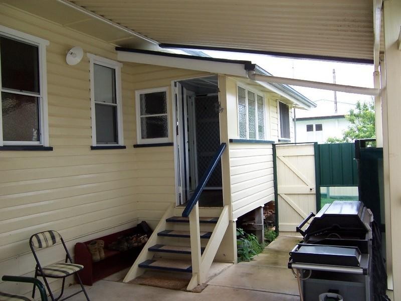 5 Nolan Street, Crows Nest QLD 4355