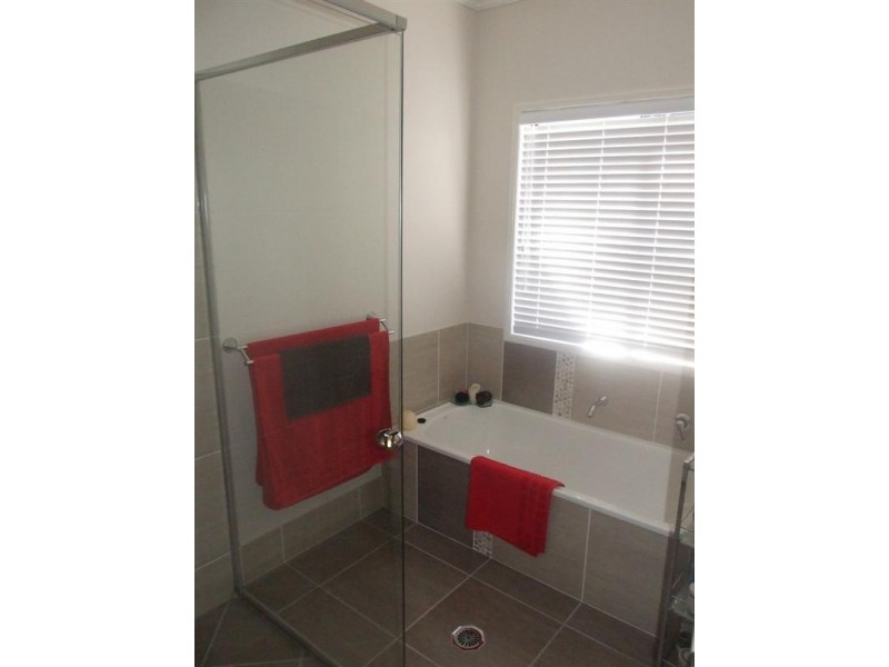 28 Naomi Drive, Crows Nest QLD 4355