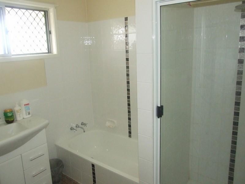 42 Charles Street, Crows Nest QLD 4355