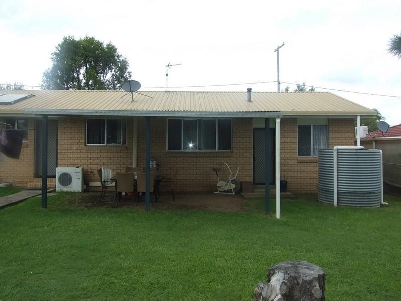 42 Charles Street, Crows Nest QLD 4355