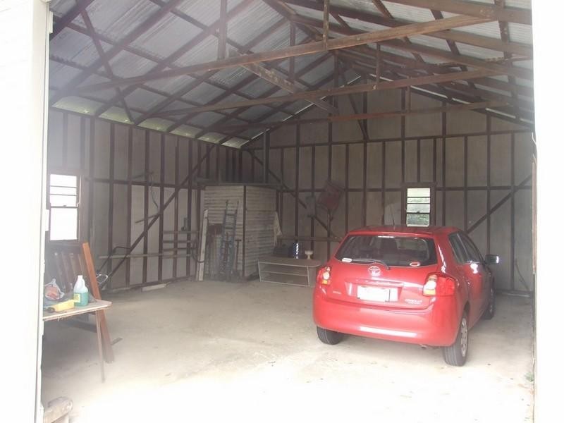 20 Toowoomba Road, Crows Nest QLD 4355