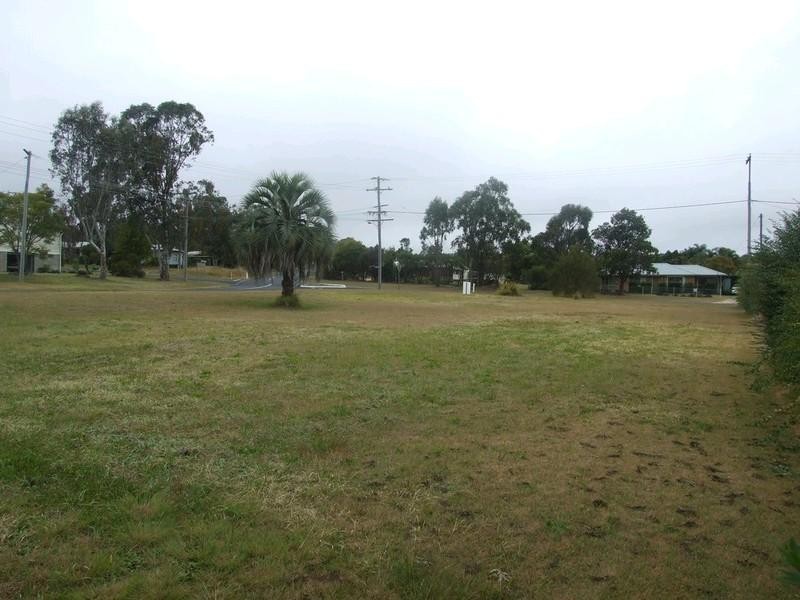 38 Charles Street, Crows Nest QLD 4355