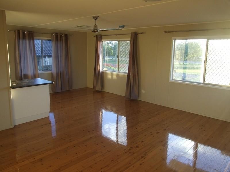 18 John Street, Goombungee QLD 4354