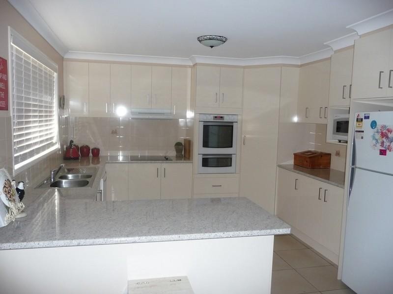 14 Woolmer Road, Highfields QLD 4352