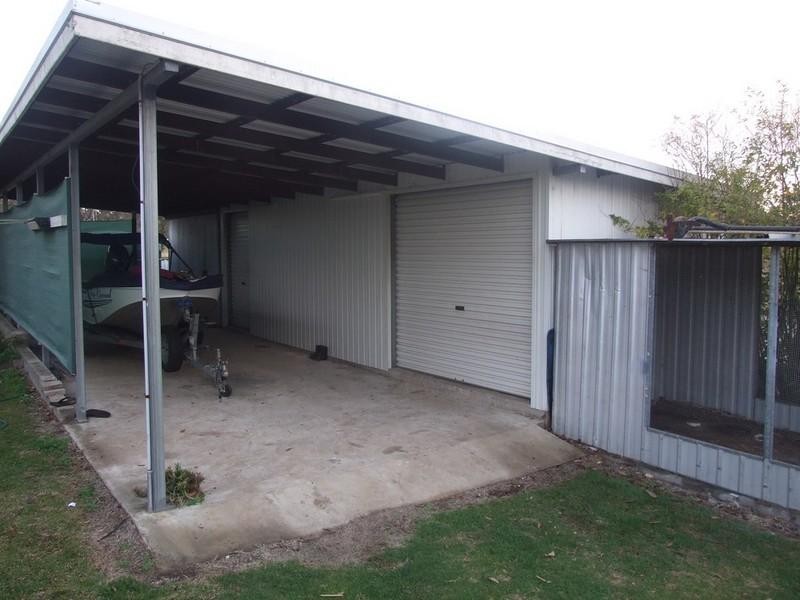 5 New England Highway, Crows Nest QLD 4355