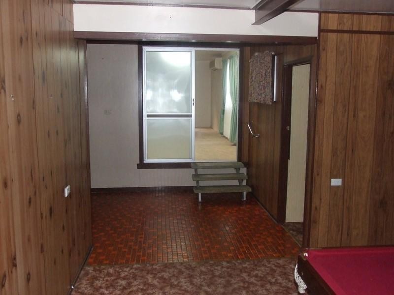 5 New England Highway, Crows Nest QLD 4355