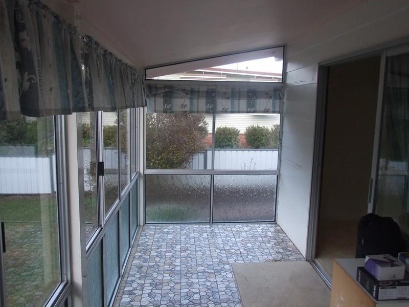 5 New England Highway, Crows Nest QLD 4355