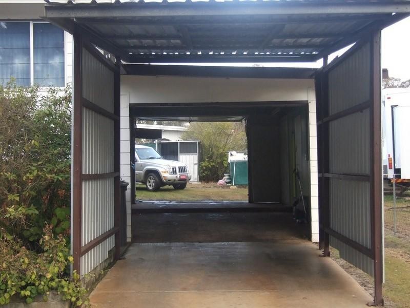 5 New England Highway, Crows Nest QLD 4355