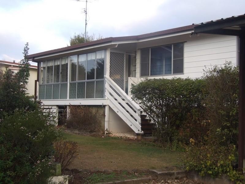 5 New England Highway, Crows Nest QLD 4355