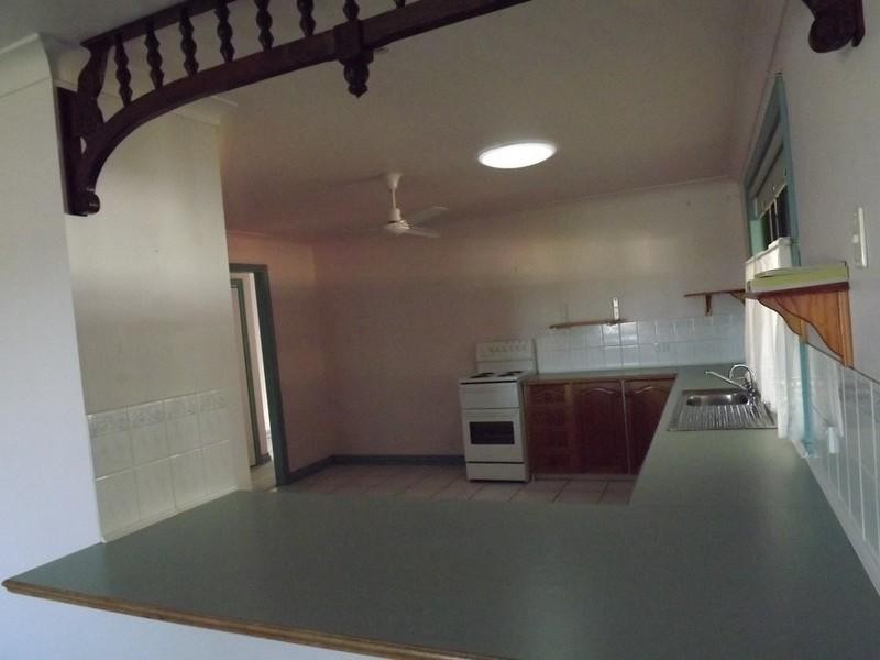 24 Harth Street, Goombungee QLD 4354