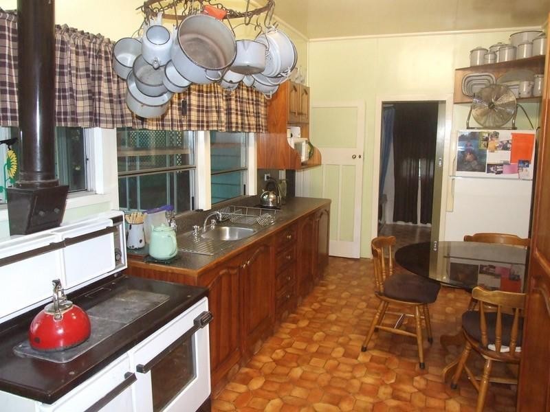 3 Park Lane, Crows Nest QLD 4355