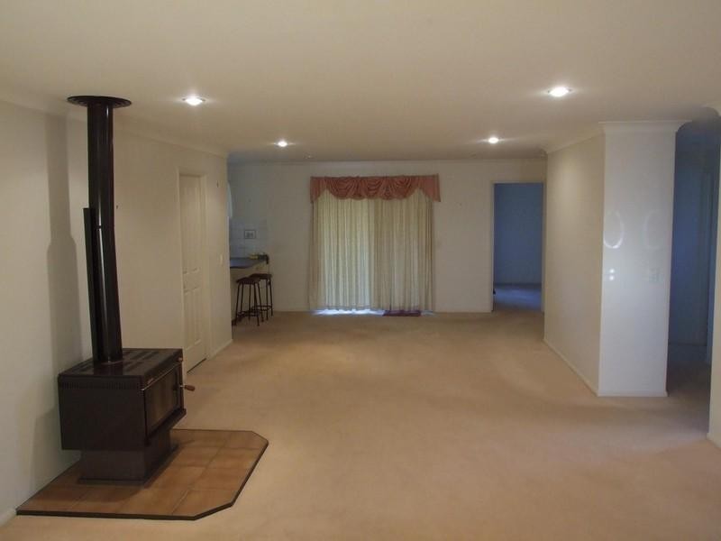 2 Melissa Court, Crows Nest QLD 4355