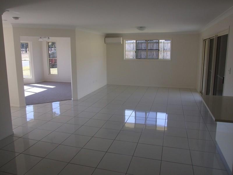 7 Cedarwood Drive, Crows Nest QLD 4355