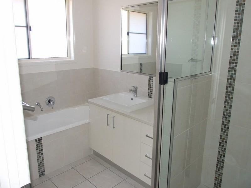 7 Cedarwood Drive, Crows Nest QLD 4355