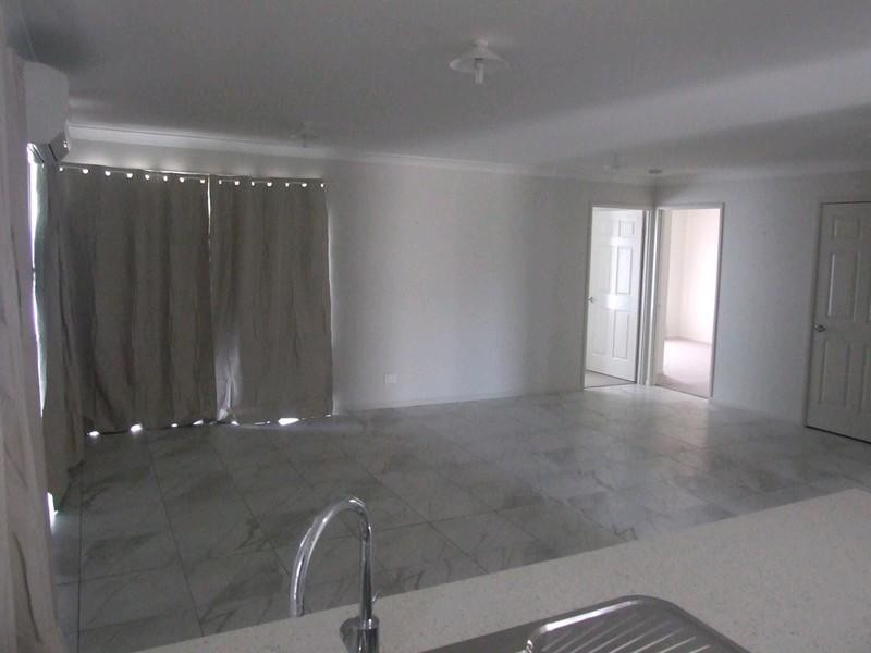 16 Naomi Drive, Crows Nest QLD 4355