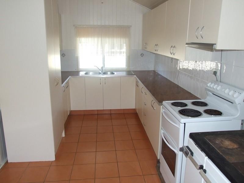 7 Gleeson Street, Crows Nest QLD 4355