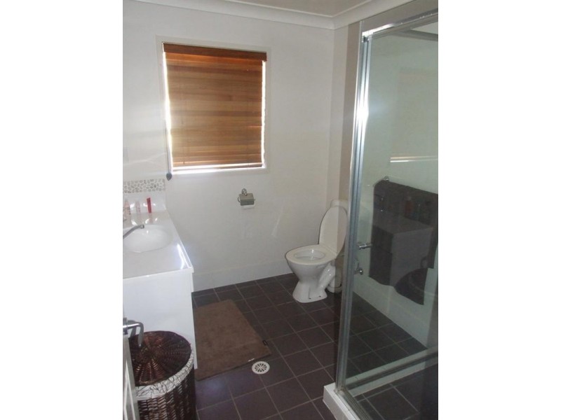 28 Samuel Avenue, Crows Nest QLD 4355