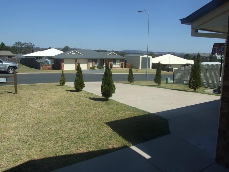 28 Samuel Avenue, Crows Nest QLD 4355