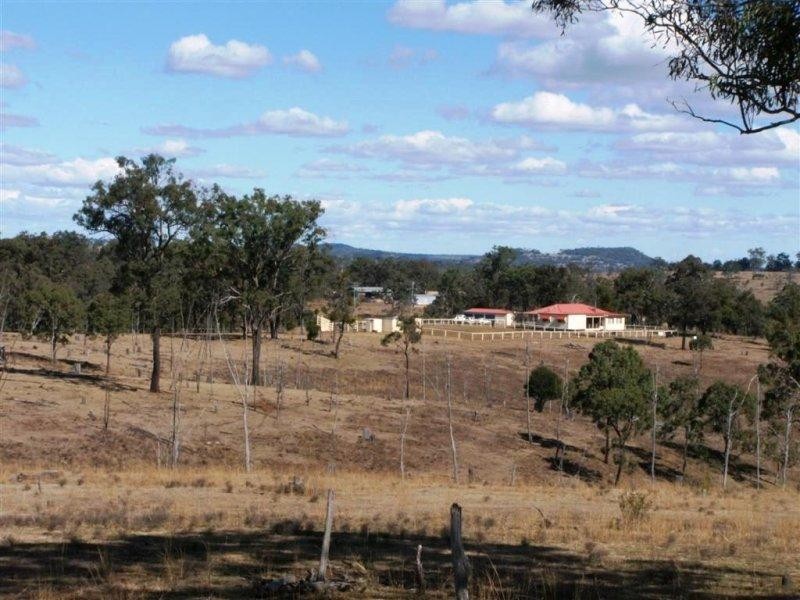 216 Peters Road, Groomsville QLD 4352