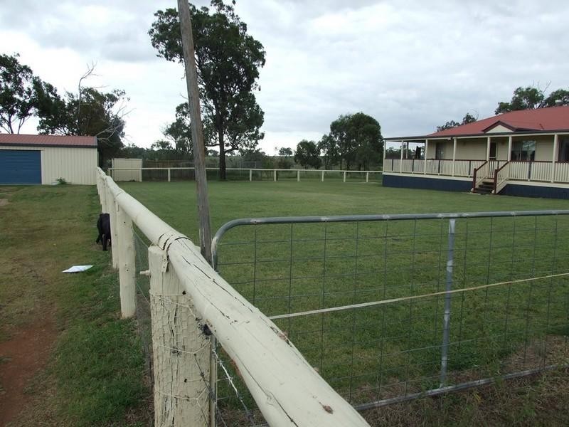 216 Peters Road, Groomsville QLD 4352