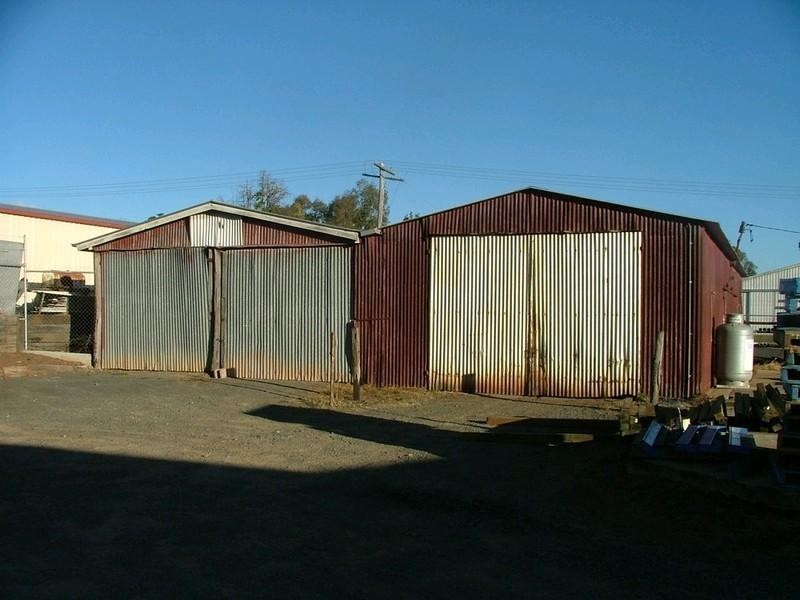 82 Mocatta Street, Goombungee QLD 4354