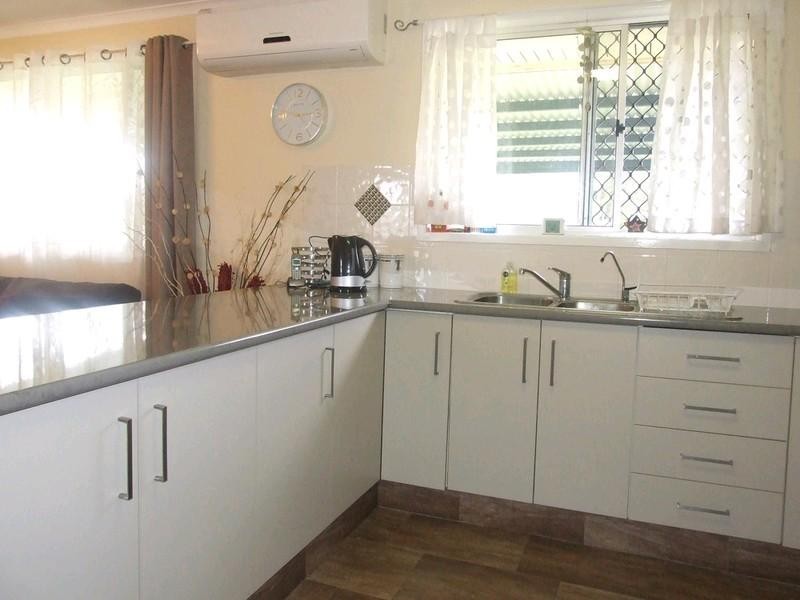 42 Charles Street, Crows Nest QLD 4355