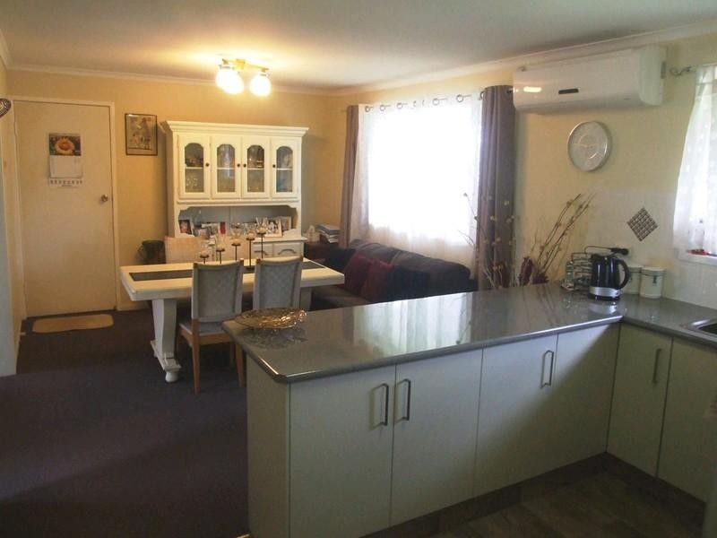 42 Charles Street, Crows Nest QLD 4355