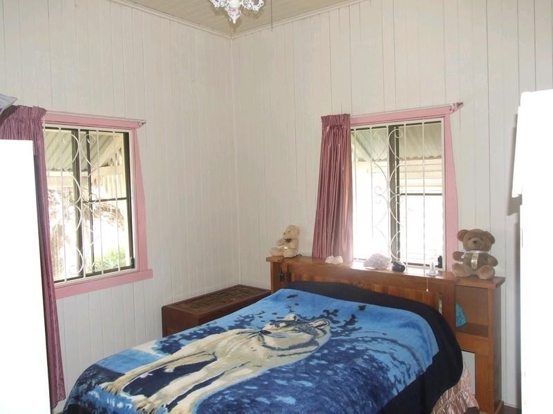 7 Hartwig Street, Goombungee QLD 4354