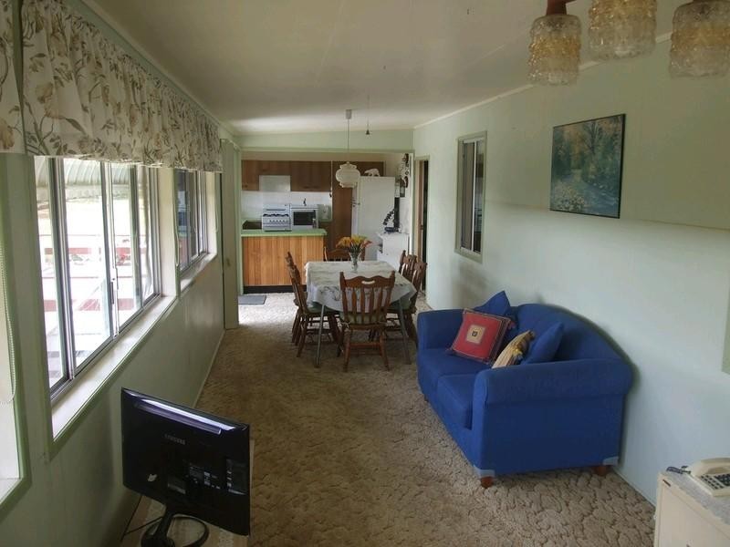 3 Albert Street, Crows Nest QLD 4355