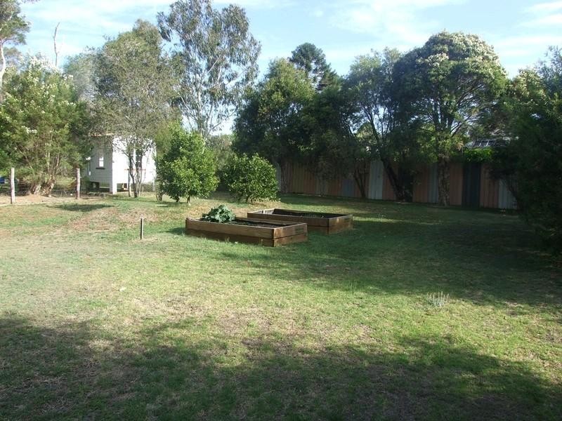 35 South Street, Crows Nest QLD 4355