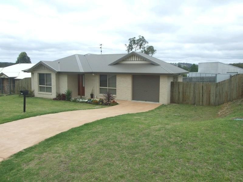 6 Vicky Avenue, Crows Nest QLD 4355