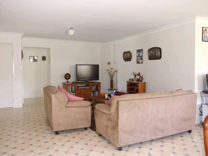 10 Matthew Court, Crows Nest QLD 4355